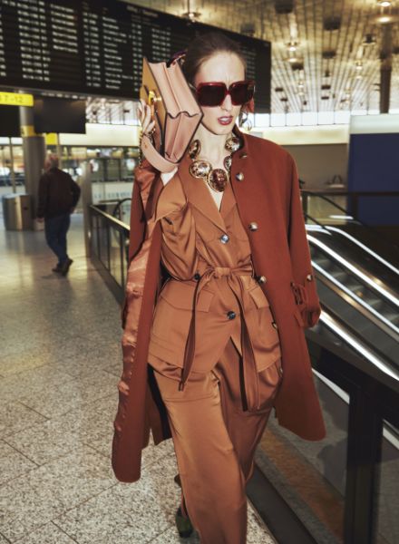 Terminal - Andreas BERNHARDT c/o BASICS.BERLIN with hair & make-up support for celebrity model Anna Cleveland for the STERN MODE cover editorial, photos by Max Stürmer