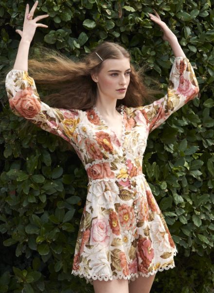 Berit Heitmann lebt 'La Dolce Vita' für das IN THE MOOD Magazin von BONGENIE GRIEDER - ANDREAS ORTNER fotografierte für die neueste Ausgabe des hauseigenen Heftes mit dem Deutschen Topmodel in Rom