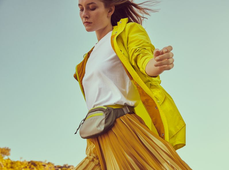 Model Caroline Lossberg spielt "Hike and Seek" in Südafrika - ANDREAS ORTNER fotografierte die PEEK & CLOPPENBURG Süd Kampagne mit Stylist Birgit Schlotterbeck, Hair & Makeup Anna Neugebauer & Produktion Ikaya Productions