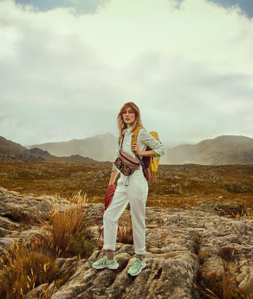 Model Caroline Lossberg spielt "Hike and Seek" in Südafrika - ANDREAS ORTNER fotografierte die PEEK & CLOPPENBURG Süd Kampagne mit Stylist Birgit Schlotterbeck, Hair & Makeup Anna Neugebauer & Produktion Ikaya Productions