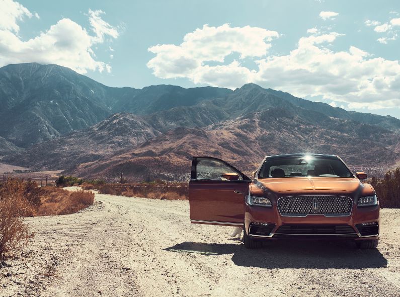 ‘Continental Badlands’ – with an atmospheric mise en scène in Palm Springs, California, by transportation photographer MATTHEW JONES