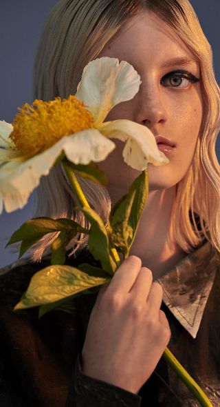 ‘Tenderness of Flowers’ – ANDREAS ORTNER stages model Kristin Drab for Russian NUMERO