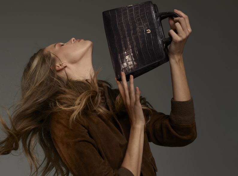 The AIGNER Fall/Winter ‘20 XXL campaign featuring German supermodel Kim Riekenberg – photographed by ANDREAS ORTNER