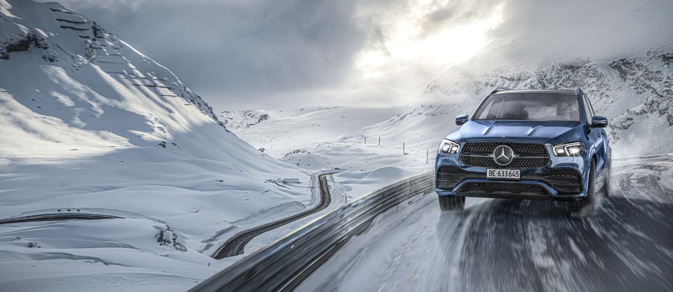 PATRICK SALONEN and Michel Jaussi realize a transportation series on wintery streets in the Swiss Alps with shots from an extensive location archive