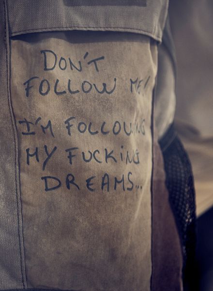 Don't follow me .... Stuart  HAMILTON c/o ROCKENFELLER & GÖBELS fotografiert "El Gringo" für FUEL MOTORCYCLES