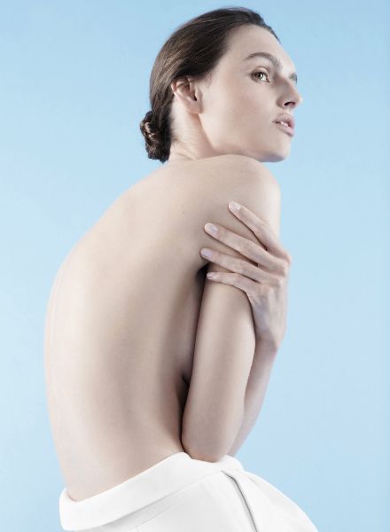 SCHAH PHOTOGRAPHY : presents you the beauty cover story on the topic of ‘The Back’ photographed for FOCUS magazine on GoSee