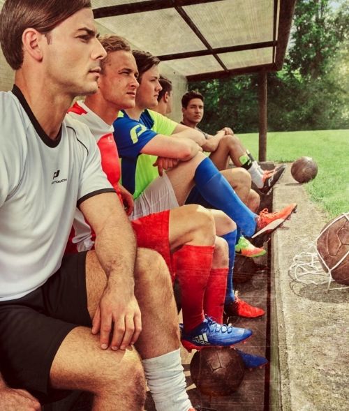 Simone SCHNEIDER c/o ANDREA HEBERGER photographs her ‘Miracle of Bern’ for SPORTSLIFE magazine