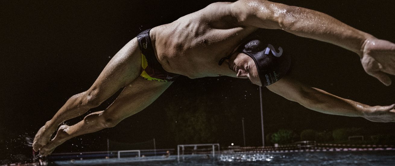 ‘Water Polo’ with Hellas 1899 Hildesheim e.V. – photos by Martin BÜHLER c/o HAUSER FOTOGRAFEN