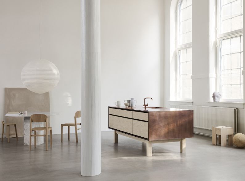 A tasteful reduction of a geometric lifestyle ... Heidi LERKENFELDT c/o STILLSTARS photographs for GARDE HVALSOE, styling by Pernille Vest