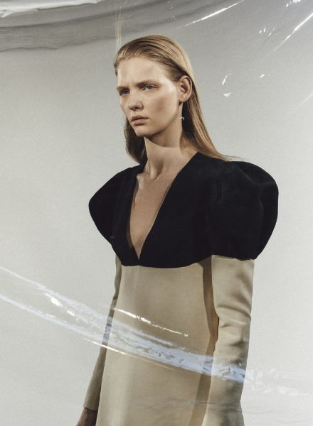 Melanie + Ramón fotografieren 'Hope' für die VOGUE Ukraine - Hair Olivier SCHAWALDER c/o LES ARTISTS by Josef Stockinger