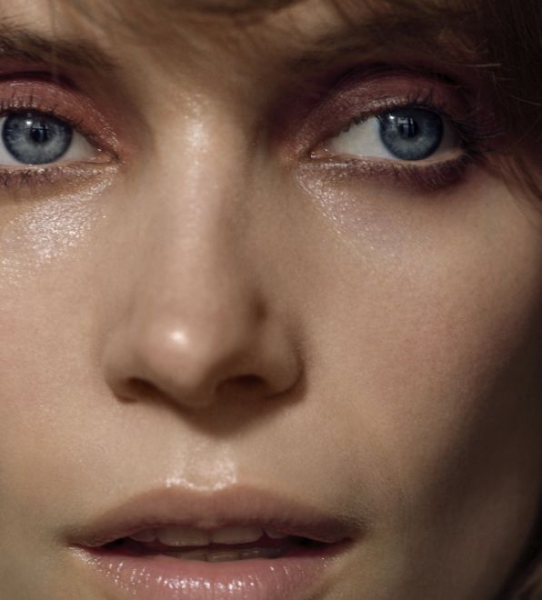 ‘From Paris with love...’ – STEPHANIE WENCEK POSTDESIGN finalizes the personal beauty editorial by photographer Susanne SPIEL c/o KRISTINA KORB