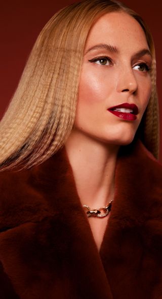 SCHAH PHOTOGRAPHY : photographs a festive BEAUTY HAIR editorial for PETRA magazine