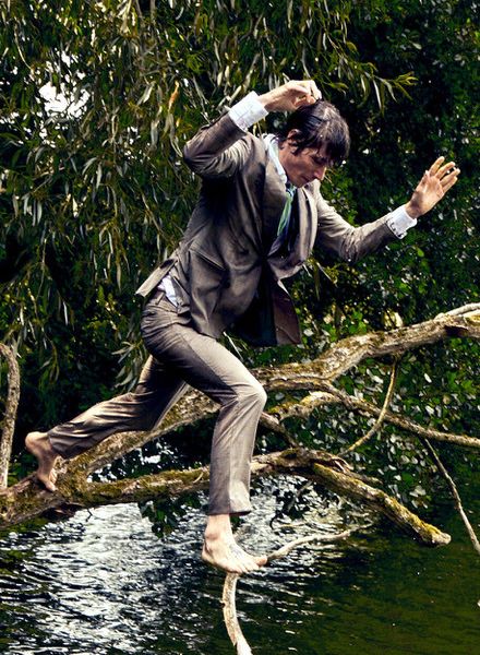 Andreas Ortner photographs for CLUB OF GENTS – with grooming by Sacha SCHUETTE c/o LES ARTISTS by Josef Stockinger
