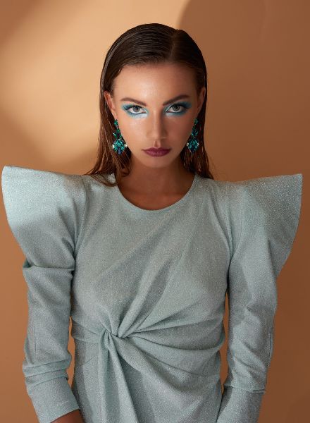 ‘FRIDAY 10 O’CLOCK’ - Ammy Berent photographs model Line Holpert for FLANELLE magazine - hair & make-up by Kevin BETE c/o les ARTISTS by Josef Stockinger