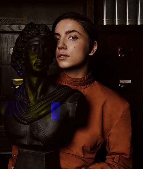 ‘Dans la Bibliothèque’ fashion editorial by Verena KNEMEYER c/o DOUBLE T