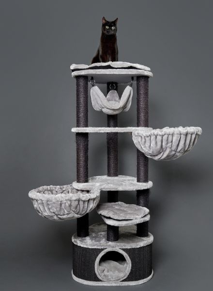 ‘For Cats Only’ – daily observations on a cat tree in aesthetic studio shots by PASCALE WEBER now in an illustrated book at Hatje Cantz and a preview on GoSee