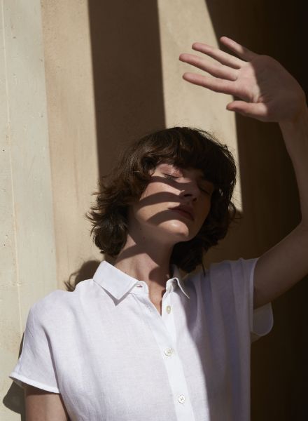 GRÜNE ERDE - PETRA FISCHER photographs the latest fashion in Greece for the green lifestyle specialist from Austria