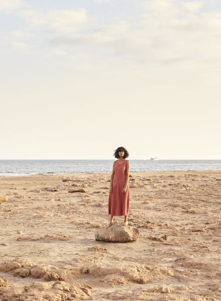 GRÜNE ERDE - PETRA FISCHER photographs the latest fashion in Greece for the green lifestyle specialist from Austria
