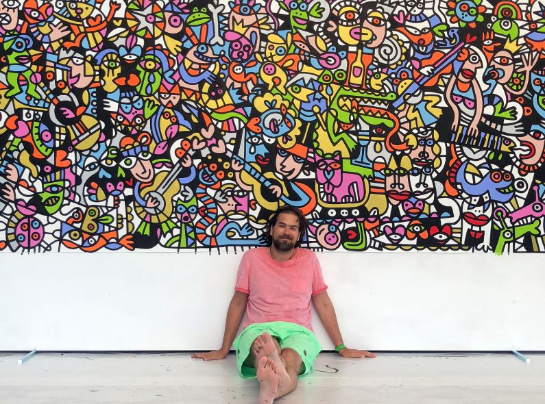 Creativ und witzig : Illustrator FREDINKO ab sofort bei ART ACT. Seins Stärken : Wandbilder zwischen Pop Art und Neokubismus & Live Performances vor grossem Publikum