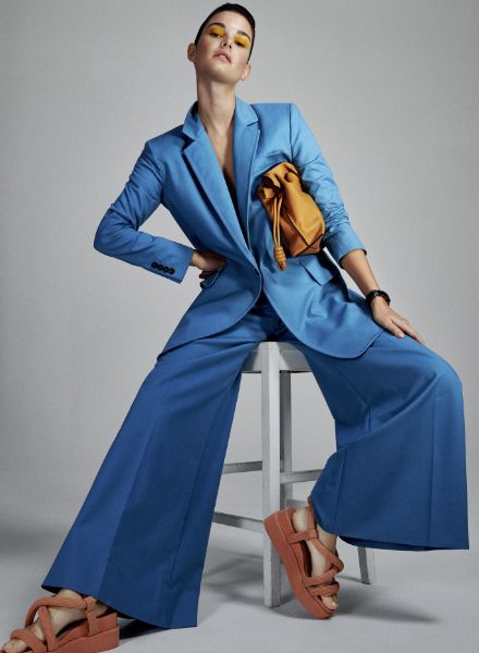 ONE HUNDRED BERLIN : Retouch work for the spread in ELLE Germany 02/21 featuring Ophelie Guillermand photographed by Alex Waltl