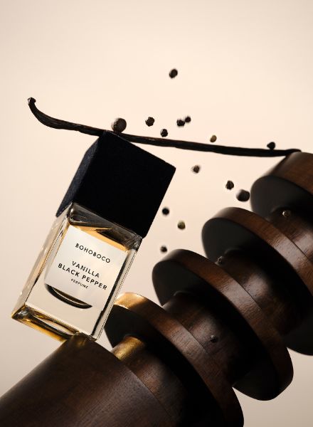 Red Wine, Brown Sugar – photographer Sam HOFMAN c/o MAKING PICTURES captures the essence of BOHOBOCO Perfumes in his photos for RAKES SENSE magazine ... plus the launch of a North American office, a new website plus a job offer on GoSee.NEWS