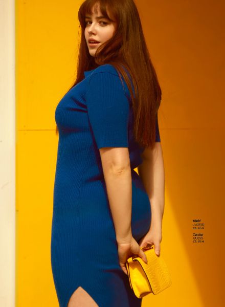 Model Noa Sofia Böhmer in der Coverstrecke des CURVY Magazins - Fotos Julie MARCH c/o NERGER M&O, Styling Carola Niemann, Hair & Makeup Tanja Schuster