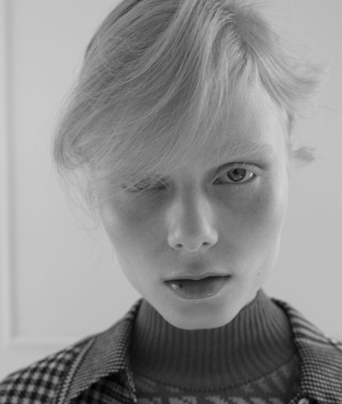 ‘A piece of Art’ – PATRICK SCHWALB photographs young German model Emily Liptow in a sculptor’s studio for QUALITY Magazine