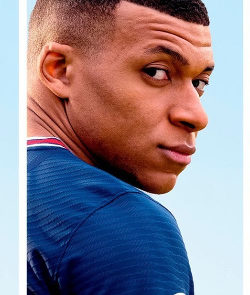 NEU bei GoSee : CYRIL MASSON, Fotograf und Regisseur aus Paris; wir zeigen Euch seine FIFA 22-Kampagne featuring Soccer-Superstar Kylian Mbappe