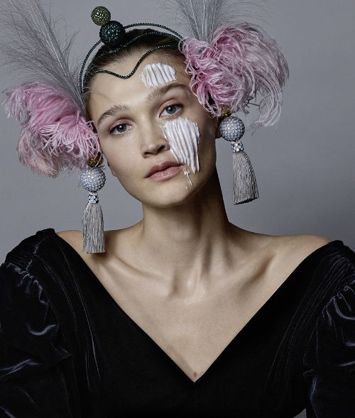 Ava Pivot photographs the spread ‘Self Care’ with model Lena Hamm for L’OFFICIEL Baltics – post production by STEPHANIE WENCEK