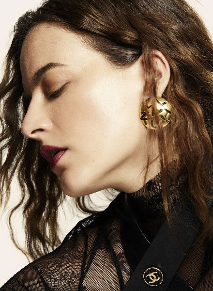 'Éléments de Style' CHANEL X SÉDUCTION MAGAZINE - Beauty Editorial mit CLEO c/o LOUISA MODELS von Katia Wik