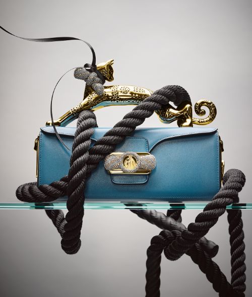 Rope and tassel beautifully intertwine .... Wolf-Dieter BÖTTCHER c/o STILLSTARS fotografiert Stills-Editorial für die INSTYLE, Styling Theresa Pichler