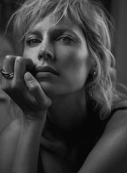 LISE ANNE MARSAL photographs top model Sarina Arnold in lingerie for online magazine THE MAG