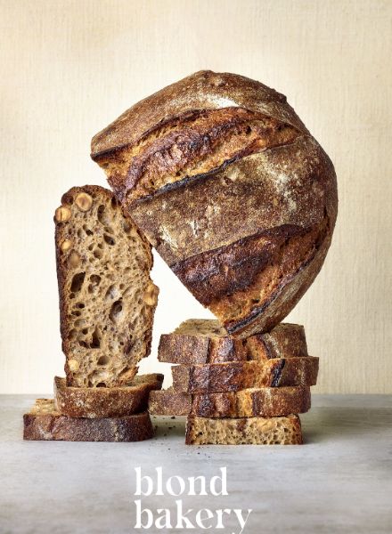 BLOND BAKERY ist die neue Sauerteigmanufaktur in Essen - die Kampagnenfotos fotografierte Hubertus SCHÜLER c/o KRISTINA KORB