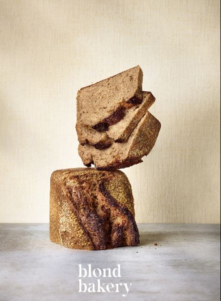 BLOND BAKERY ist die neue Sauerteigmanufaktur in Essen - die Kampagnenfotos fotografierte Hubertus SCHÜLER c/o KRISTINA KORB