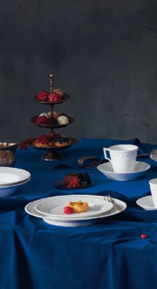 Kathrin SEIDEL c/o BIGOUDI with impressive set design for KPM, the Royal Porcelain Manufactory Berlin, photographed by Olff Appold