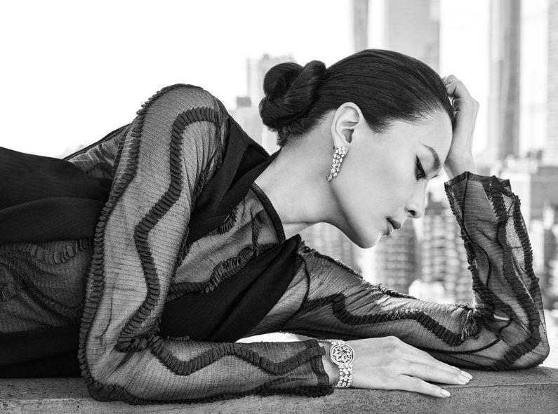 ‘The City Issue’ VOGUE HONG KONG cover story with Chinese actress Fala Chen by Walter CHIN c/o KRISTINA KORB
