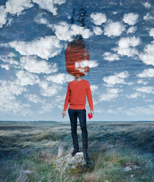 ‘Ideas Come at Night’ – an exhibition at the Swedish Institute in Paris presents around 20 works, both new and previously seen, by Erik Johansson c/o AGENT MOLLY & CO through the end of April