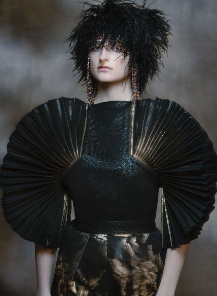 ‘Homage’ – photographed by Det KEMPKE c/o DOUBLE T PHOTOGRAPHERS for VOGUE Arabia