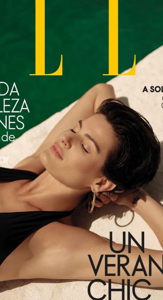 'Un Verano Chic' mit der todschicken Isabeli FONTANA c/o LOUISA MODELS auf dem Cover der ELLE Espana Juli 2022