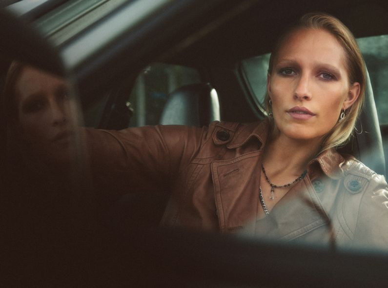 'Porsche 924' featuring Model Johanna Rohr - Photos by Dejan & Per aka Dejan SOKOLOVSKI & Per NORBERG c/o SEVERIN WENDELER, Post by POP, CD Andrea Wald, WaldBranding