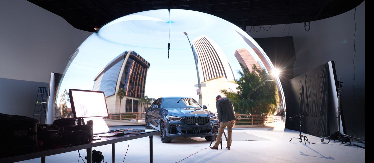 NEW at GoSee.NEWS : GYBOW – Image-based Lighting for Real Objects, Los Angeles / Germany; a revolutionary LED rig system paints natural lighting and reflections from 360° HDRI environments onto cars