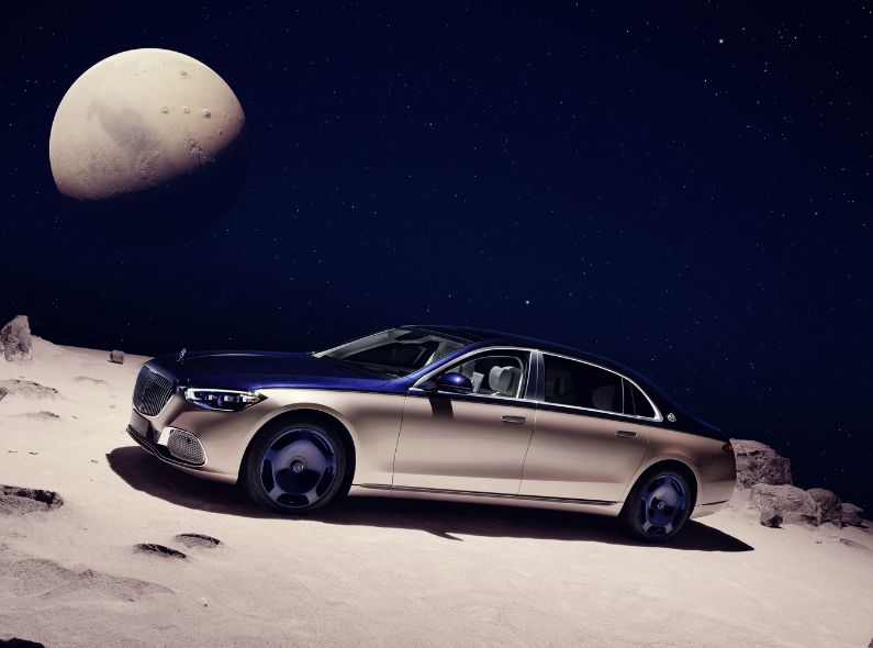 MERCEDES-MAYBACH Haute Voiture combines luxury automotive design with haute couture – retouch by STEFAN EISELE POSTPRODUCTION for Antoni