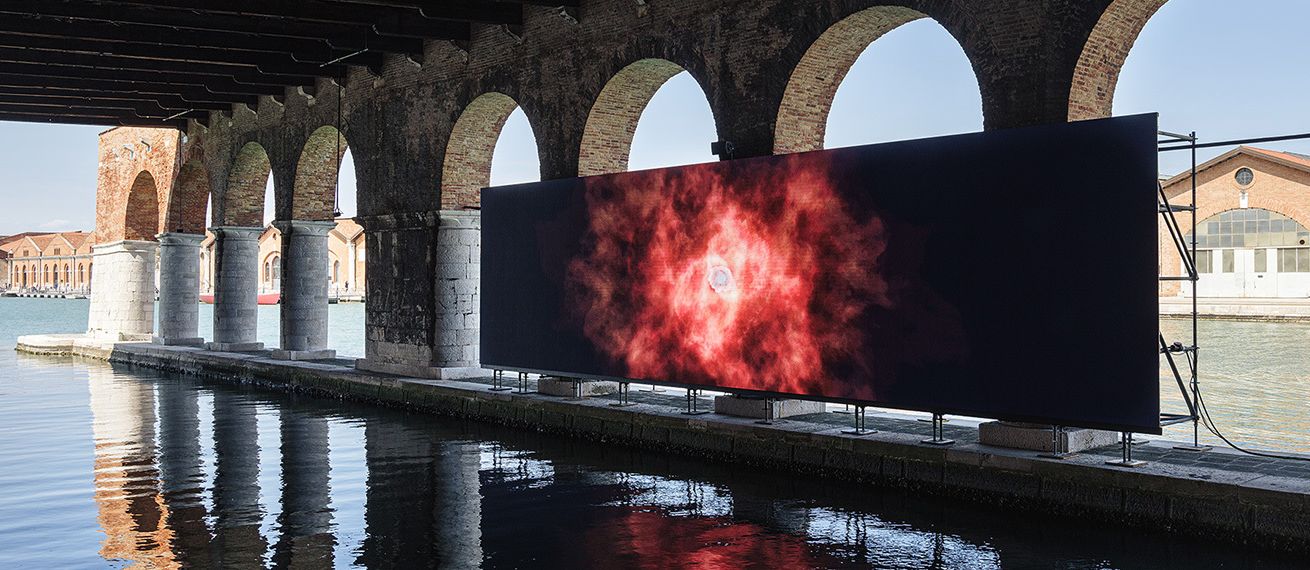 Think, see, feel – Wolfgang STAHR c/o NERGER M&O photographs the parallel exhibitions of the Venice Biennale for the latest issue of MONOPOL