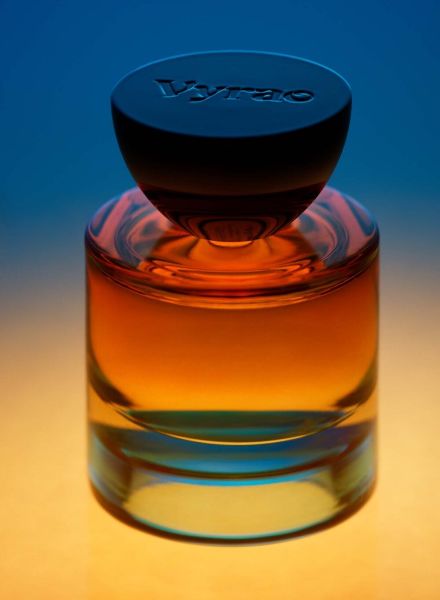 VYRAO perfume & cologne campaign by still life specialist Tais SIROTE c/o MAKING PICTURES on GoSee