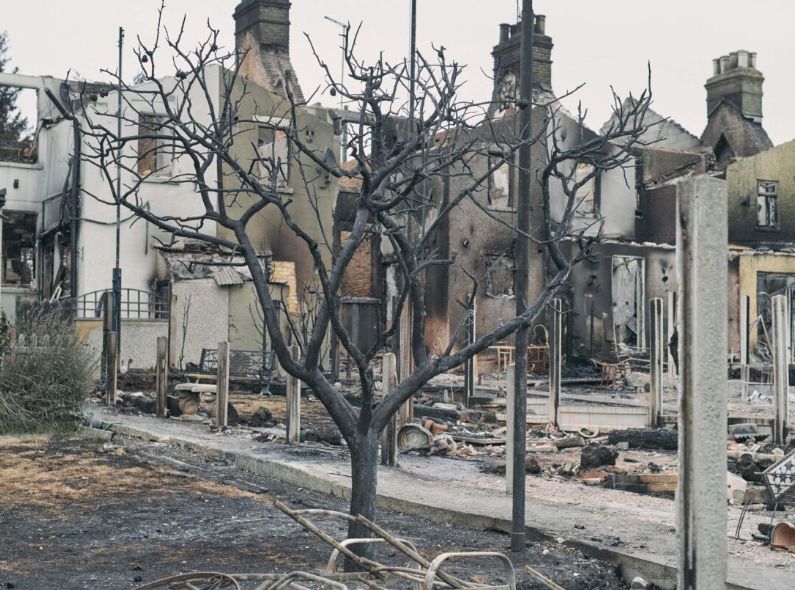 ‘Wennington Fire’ - a reportage by Spencer MURPHY c/o MAKING PICTURES for you on GoSee.NEWS