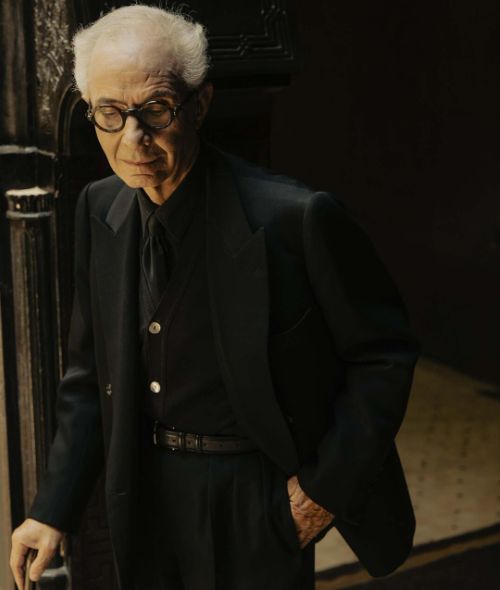 Die Serge Lutens Foundation ist ein Tribut an die marokkanische Handwerkskunst - Grant HARDER c/o MAKING PICTURES fotografiert Serge Lutens für das NUVO Magazin in seinem palastartigen Riad in Marrakesch