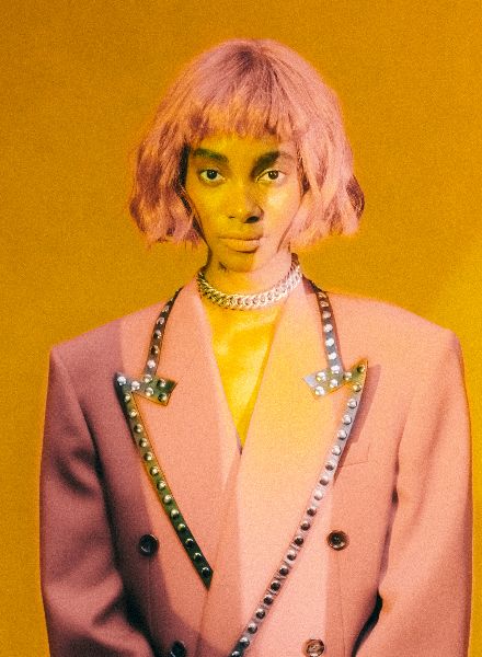 ‘Warm, Warmer, Hot’ – Jamaican model Tami Williams in front of the camera of Cole SPROUSE c/o LGA MANAGEMENT for ELLE US