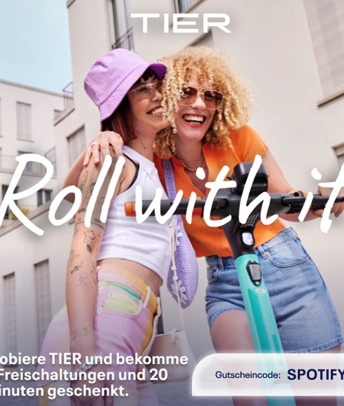 ‘Roll with it – you get to decide how long summer will be’ – the TIER MOBILITY campaign by Timotheus THEISEN c/o DOUBLE T Photographers