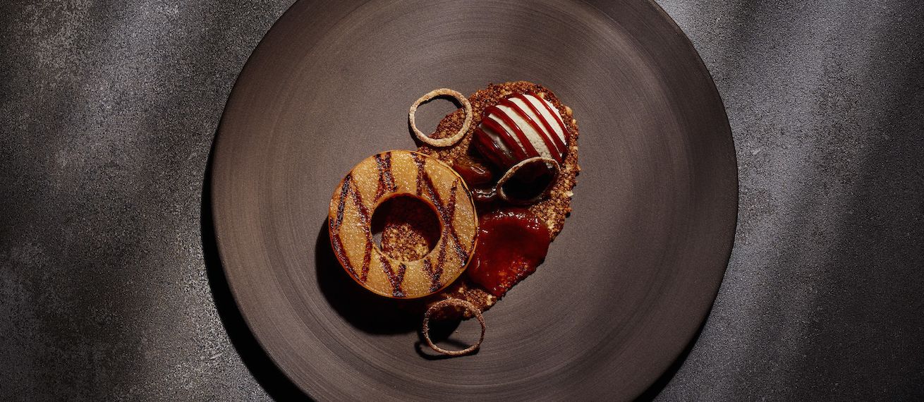 'Auf der Suche nach natürlichen Aromen' - Claudia GÖDKE c/o STILLSTARS fotografiert Desserts für das Berliner Sternerestaurant CODA