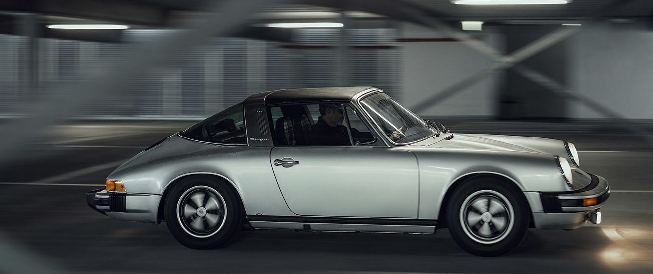 Mike Reschke and the PORSCHE 911 - photographed by Alexander BABIC c/o DOUBLE T Photographers